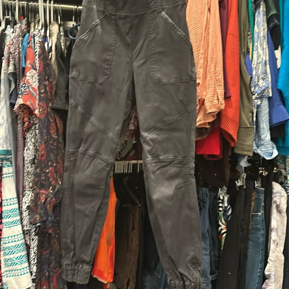 Spanks size L Moto jeans